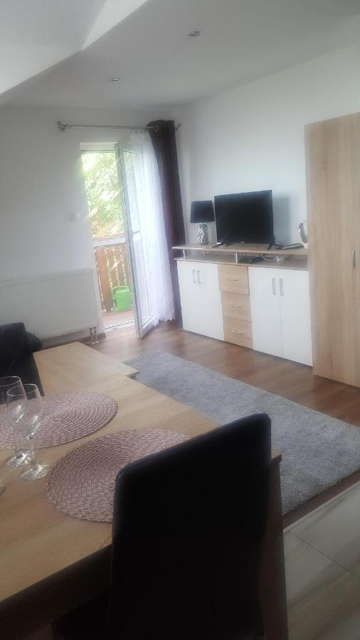 Apartman Zlata Rybka Podhájska Екстериор снимка